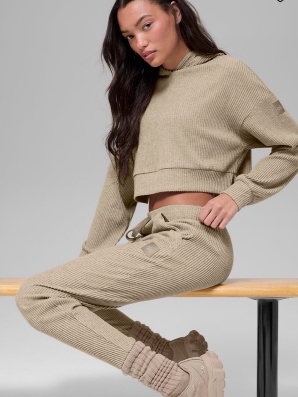 Alo “Muse” Ribbed Sweat Set in Gravel Heather